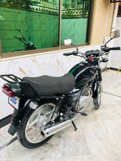 Suzuki GS 150 SE (2021) MODEL | Suzuki in Bikes | GS 150 SE