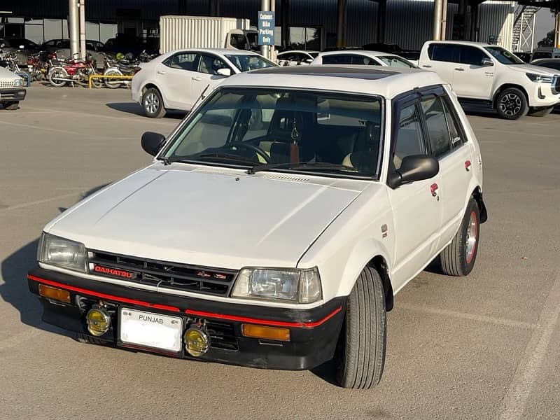 Daihatsu Charade 1986 Excellent Condition 6