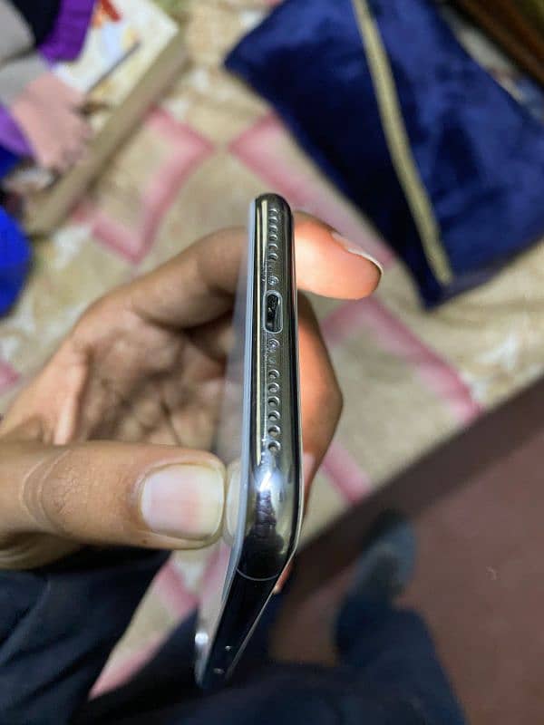 Iphone X official pta approved 4