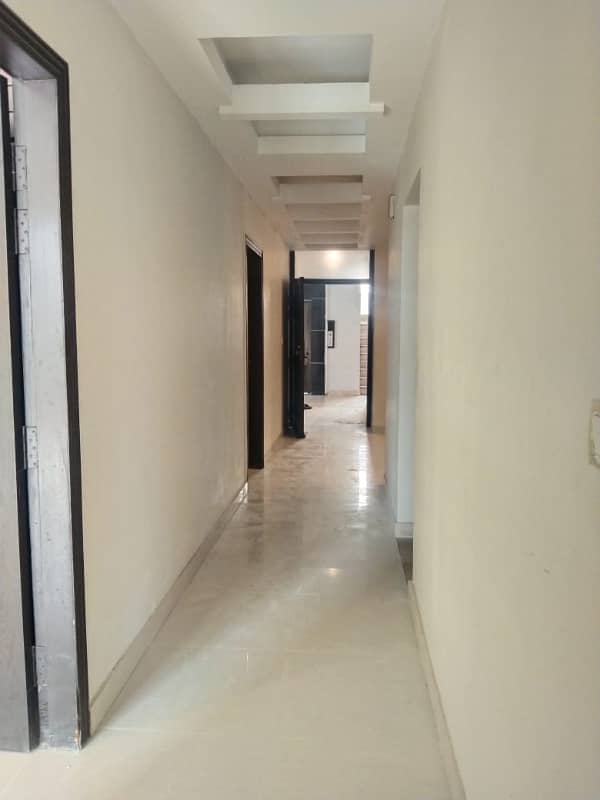 LUXURY THREE BED UNFURNISHED FLAT FOR RENT IN F11 3