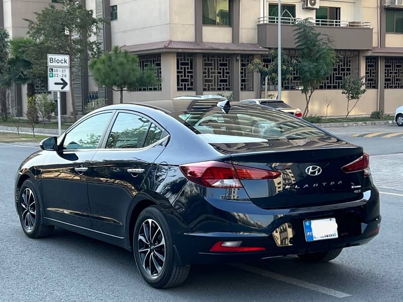 Hyundai Elantra GLS 2022 2