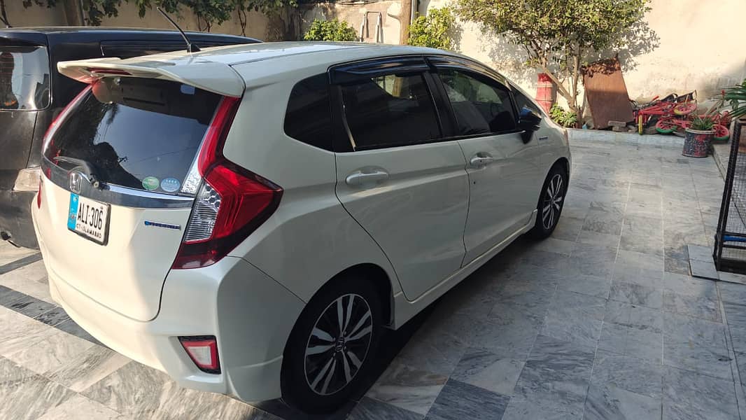 Honda Fit 2014 Hybrid  | Fit 2014 Full Option 5