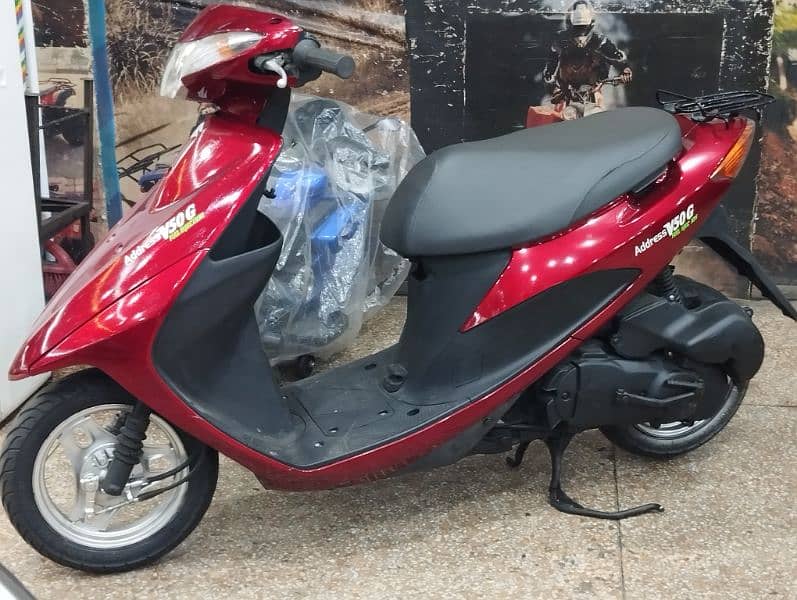 49cc petrol japani Scooty recondition for sale deliver all Pak 8