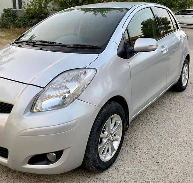 Toyota Vitz 2007 1