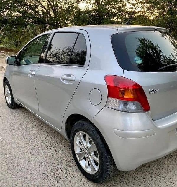 Toyota Vitz 2007 3