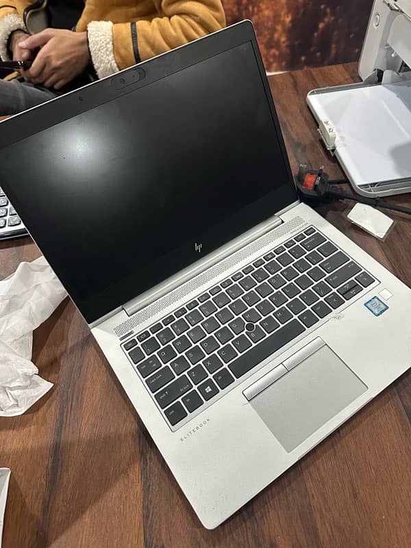 hp elitebook 8th gen 4