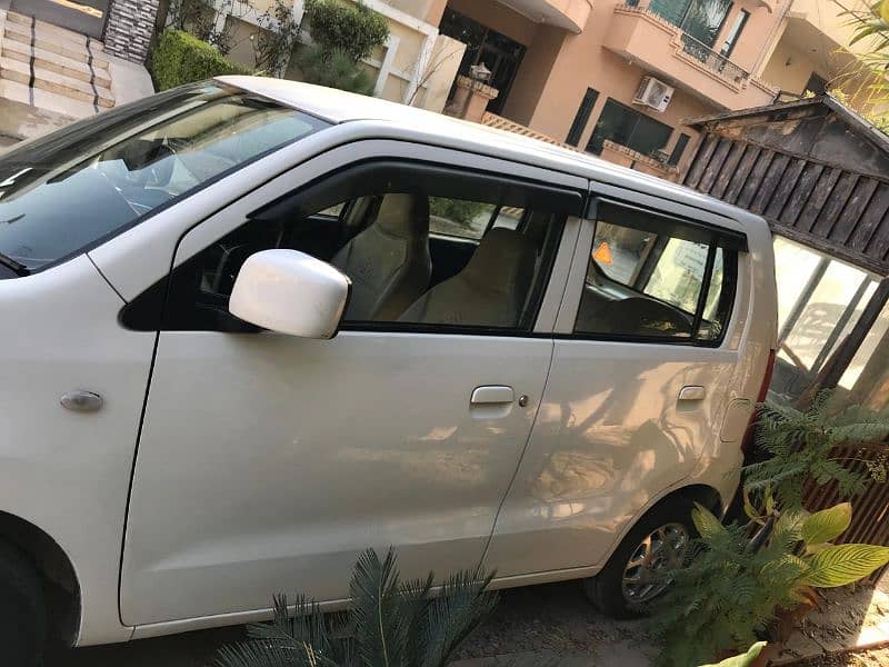 Suzuki Wagon R 2019 1