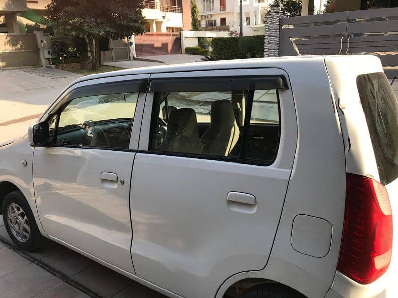 Suzuki Wagon R 2019 9