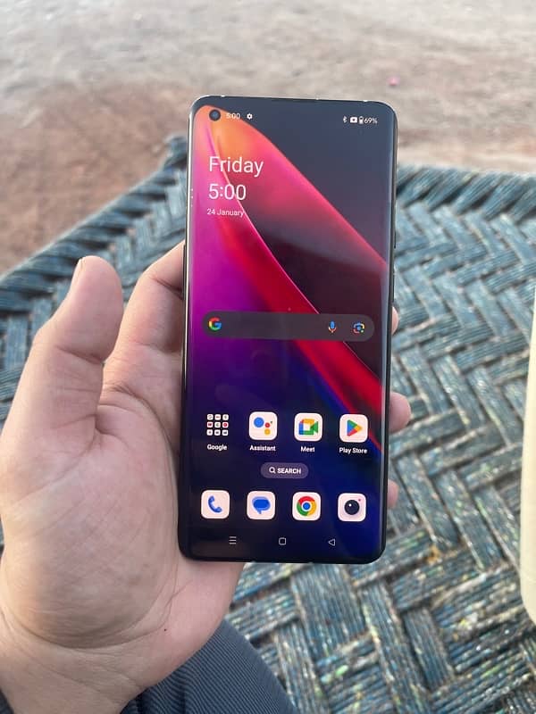 one plus 9pro 5g  life time  pta approved 16/256 4