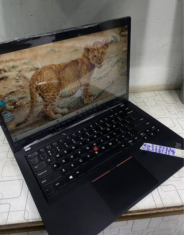 Lenovo T490 (10/10) (16.256 SSD) 1