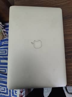 MacBook Pro 16 GB Ram 256 GB storage