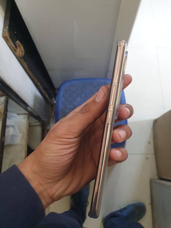 vivo v 40 20days used only box open 3