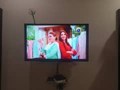 Sony BRAVIA 32-Inch LED TV: Stunning Picture Quality & Smart Features