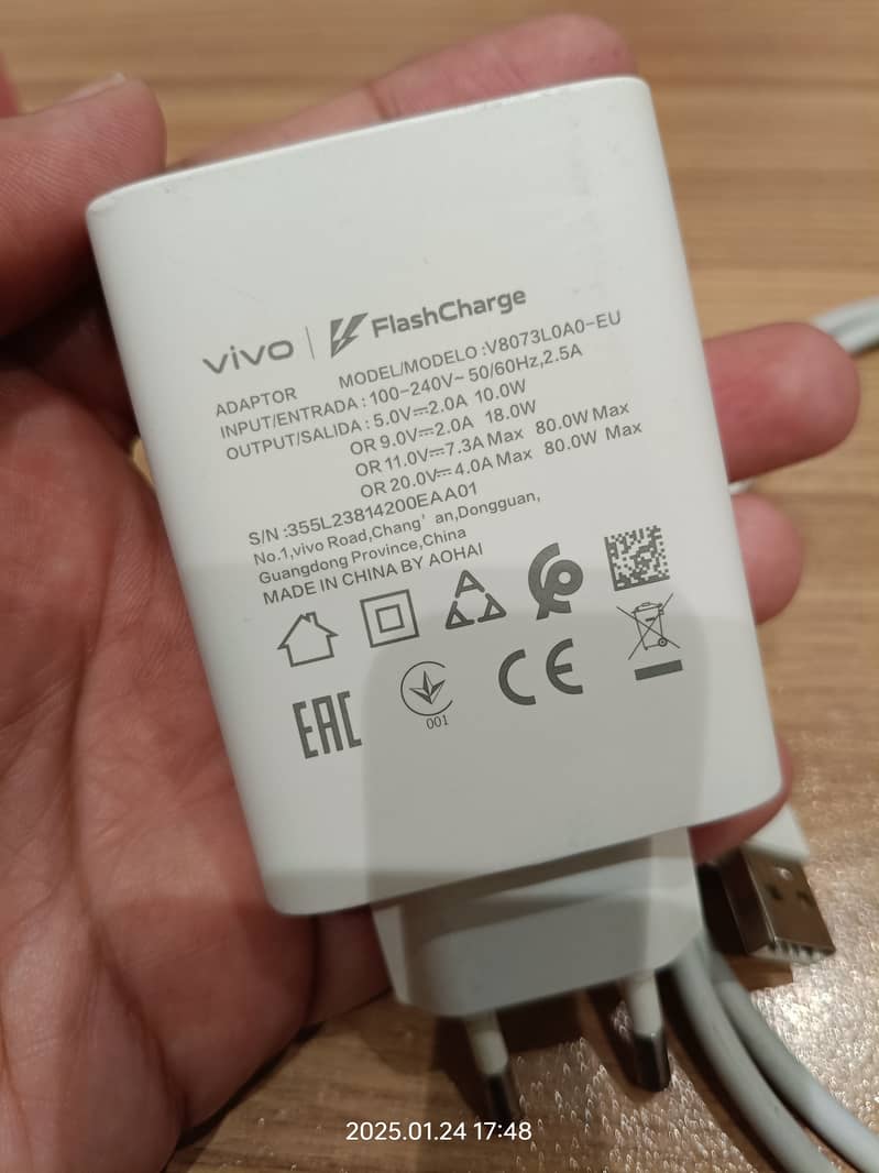 vivo 80 watt 100% orignl charger . 1