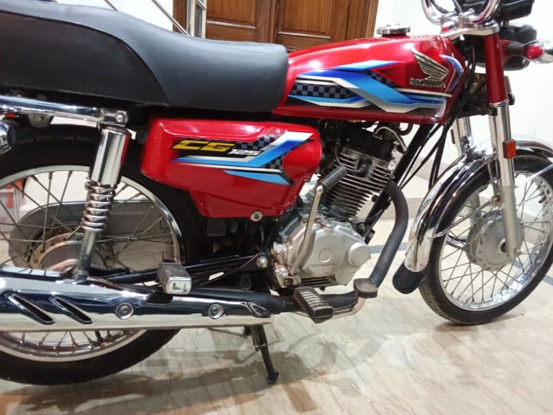 HONDA CG 125 2024 7