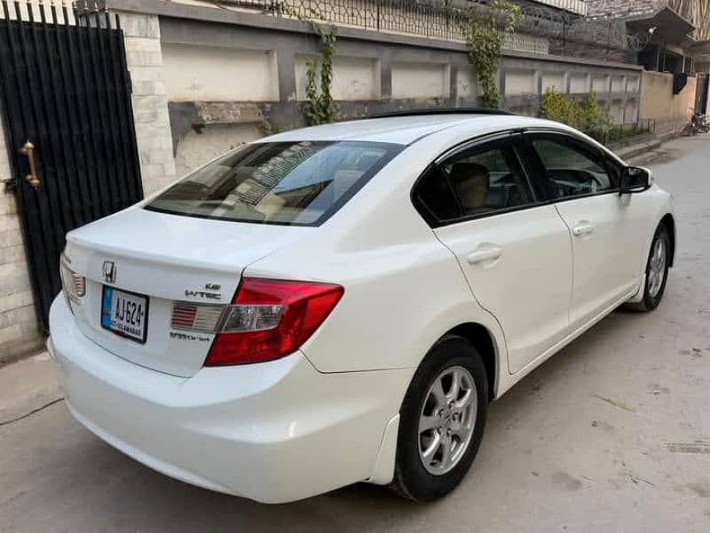 Honda Civic Oriel 2012 4