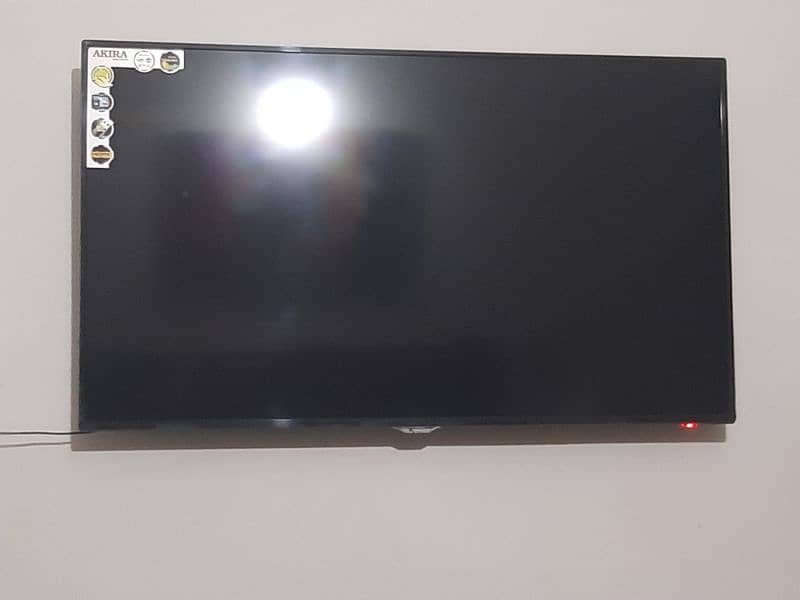 Akira smart led 50 inch 0