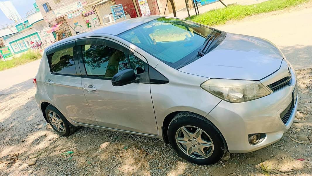 Toyota Vitz 2012 2