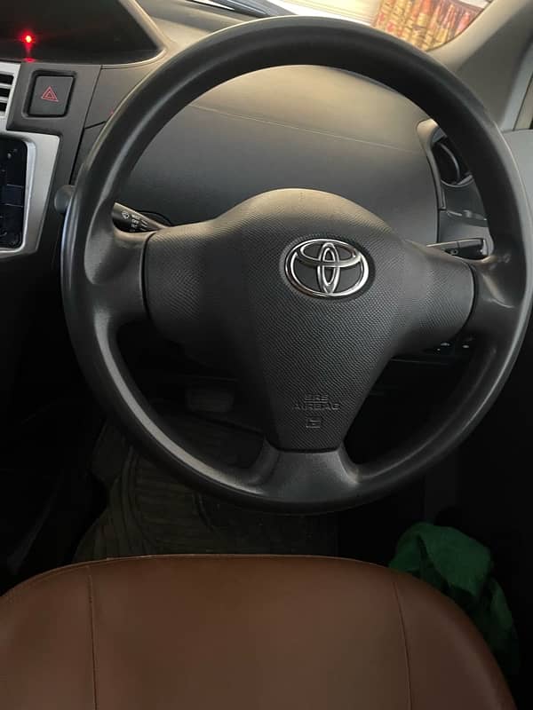 Toyota Vitz 2005 6