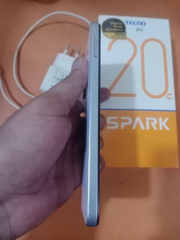 Tecno Spark 20C 8/128 3