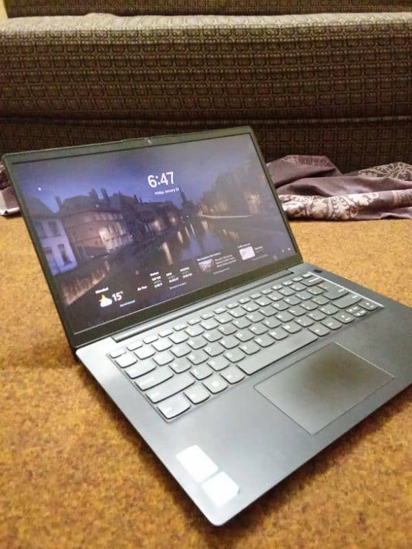 Lenovo v14 g3 (PM Laptop) WITH BOX EXCELLENT CONDITION 2