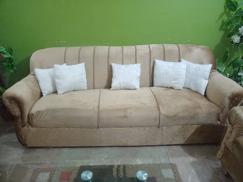 7 Seater Velvet Sofa Set with Center Table 1