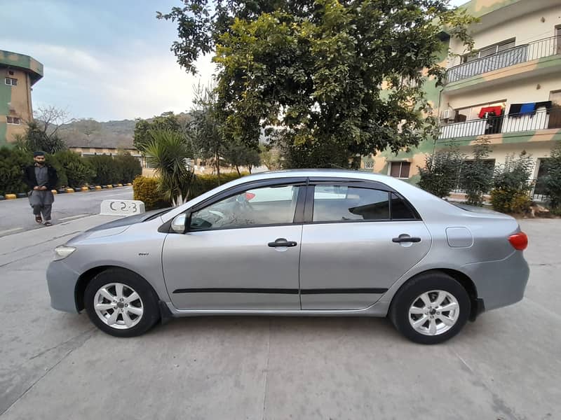 Toyota corolla Gli VVTi 1.3 Manual 4