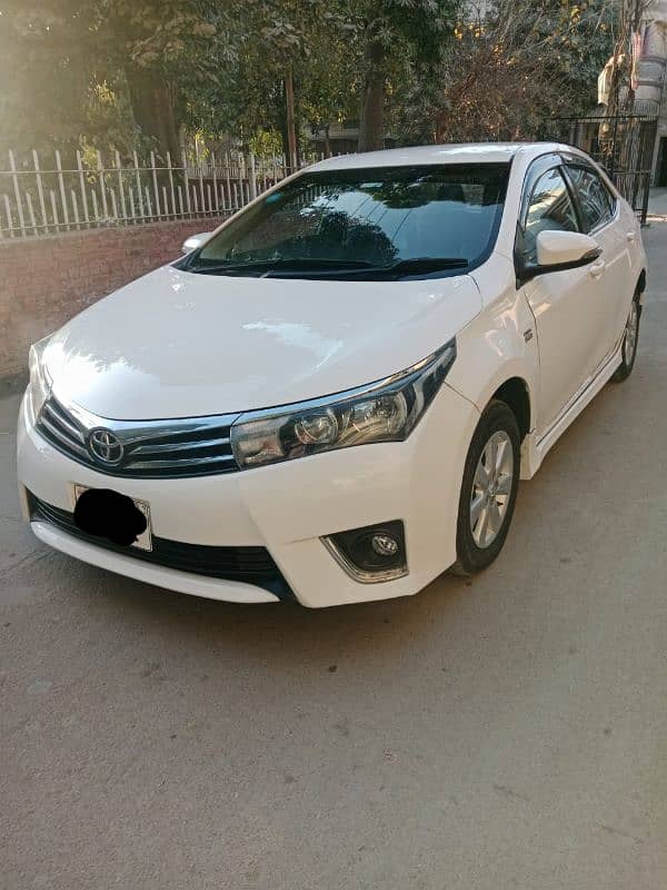 Toyota Corolla Altis 2016 1