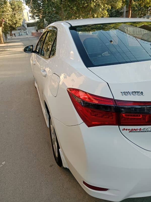 Toyota Corolla Altis 2016 7