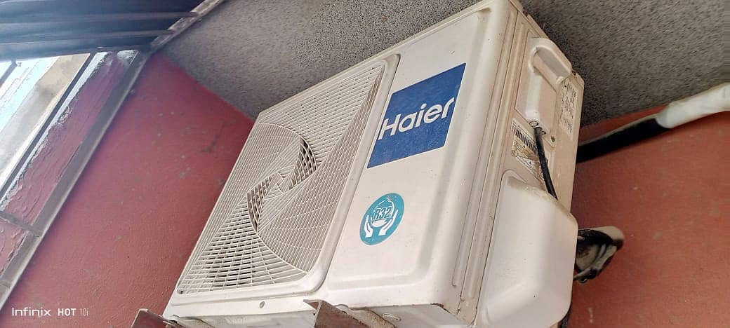 Haier Turbo cool,2 year used 3