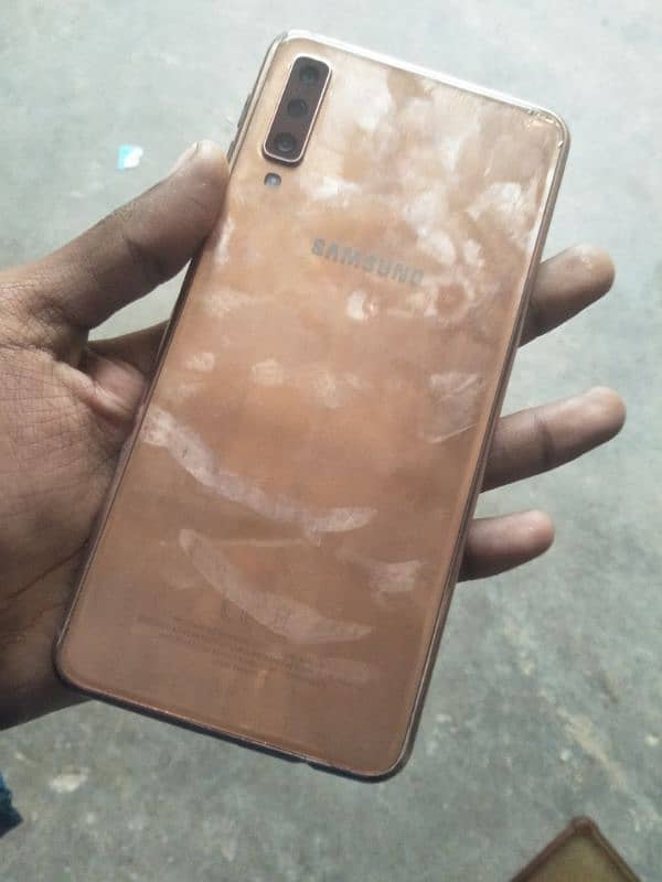 Samsung a7 2018 with box 4 128 dual sim all okay urgent sale read more 9