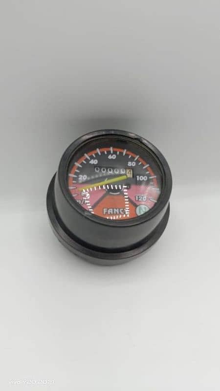 single round speedometer 4