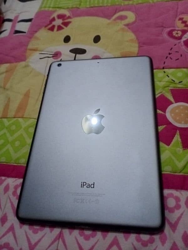 Apple ipad mini 2 for sell under brilliant condition 5