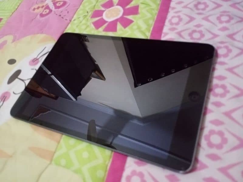 Apple ipad mini 2 for sell under brilliant condition 6