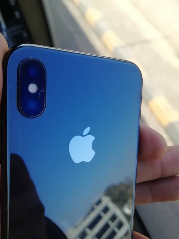 urgent sale iPhone X non PTA 64+Gb 100 lcd minor break 03+00+50+43+999 0