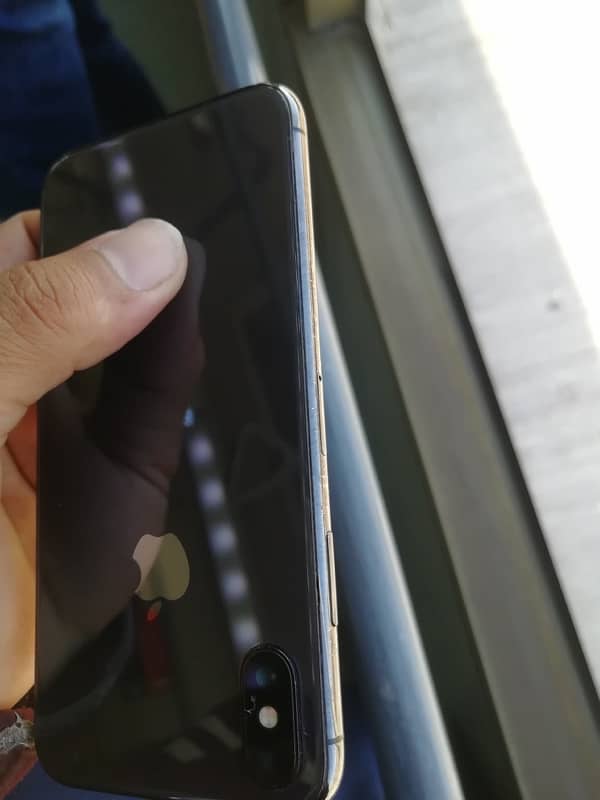 urgent sale iPhone X non PTA 64+Gb 100 lcd minor break 03+00+50+43+999 5