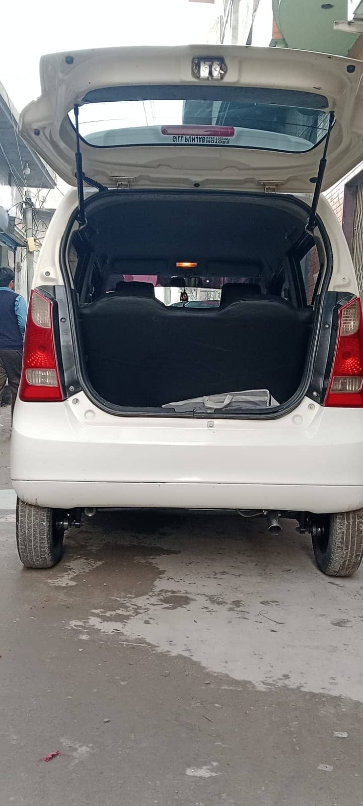 Suzuki Wagon R 2019 10