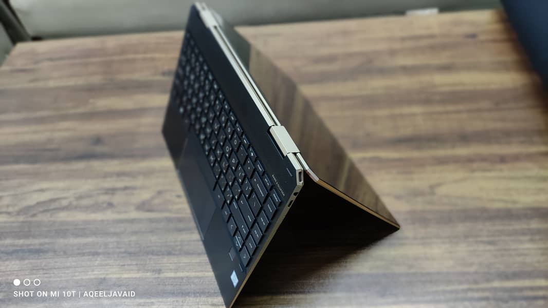 Hp spectre x360 i7 8th gen (13.3”) 0