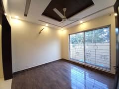 unfurnished house for rent in phase 6