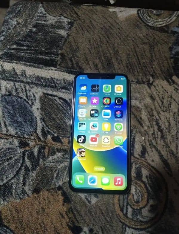 I Phone X 64Gb PTA Proved 3