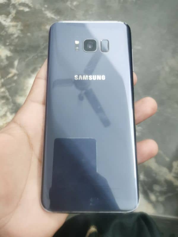 Samsung galaxy s8plus. . 4ram. . 64gb memory 0