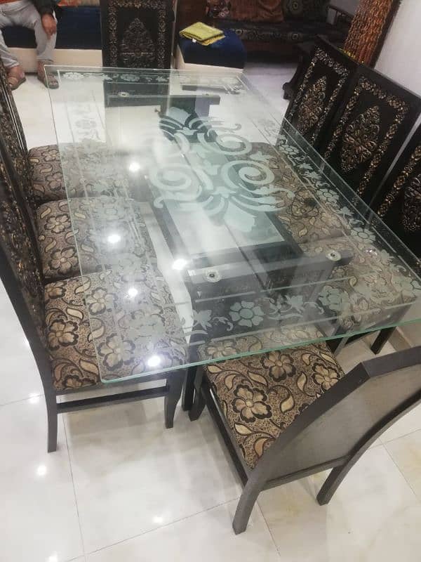 Dining Table 8 seater with Mirror Table 2