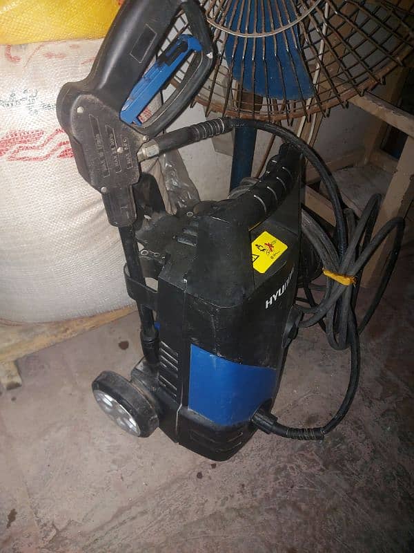 HYUNDAI PRESSURE WASHER 3