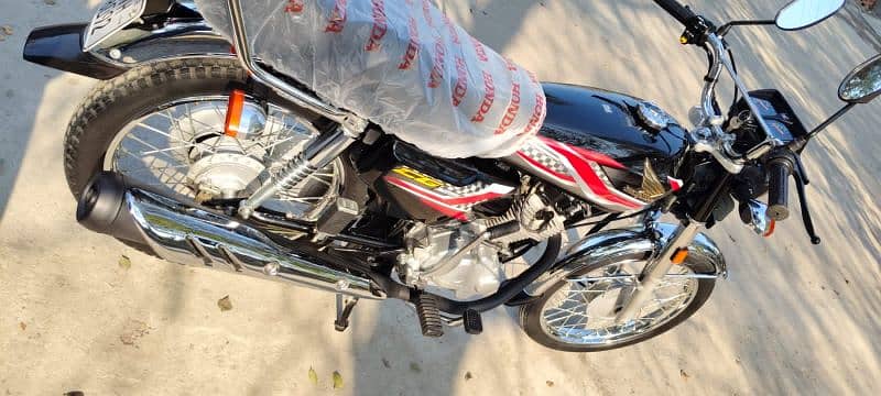 Honda CG125  2024 3