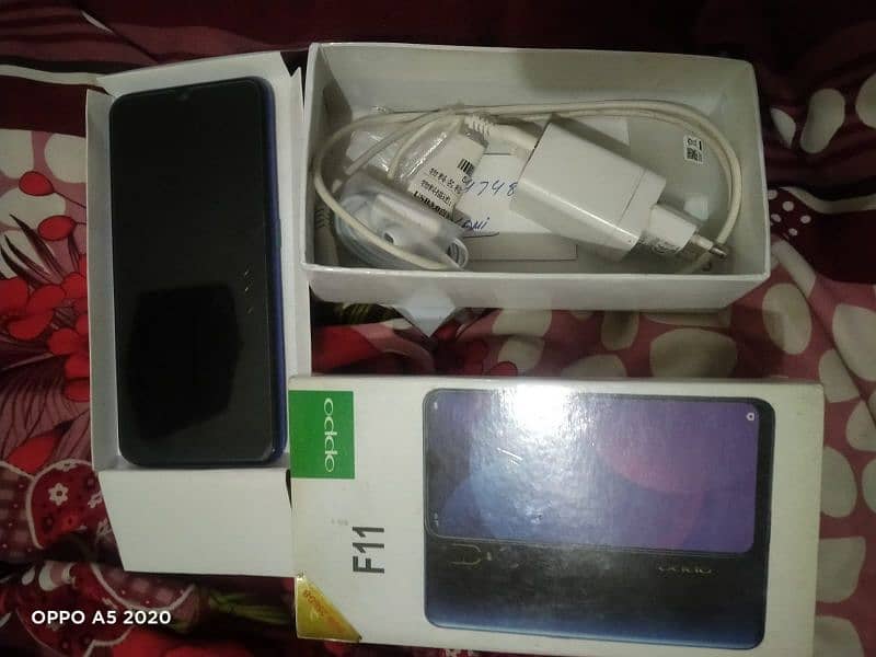 oppo f11 8gb ram 256 gb storage 0