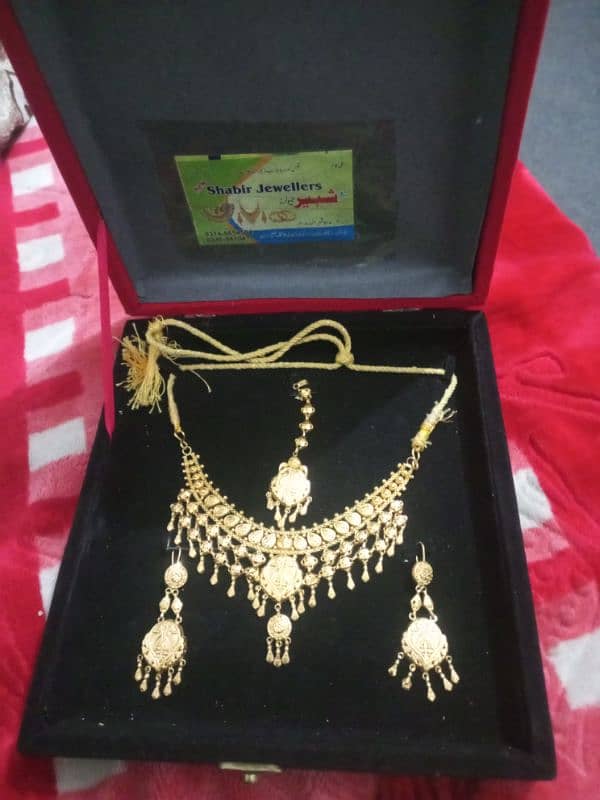 gold jewelry set 3