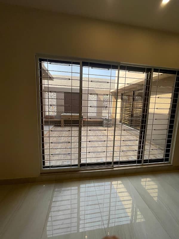 1 KANAL LUXURY HOUSE AVAILABLE FOR SALE IN WAPDA TOWN PHASE 1 BLOCK K1 12