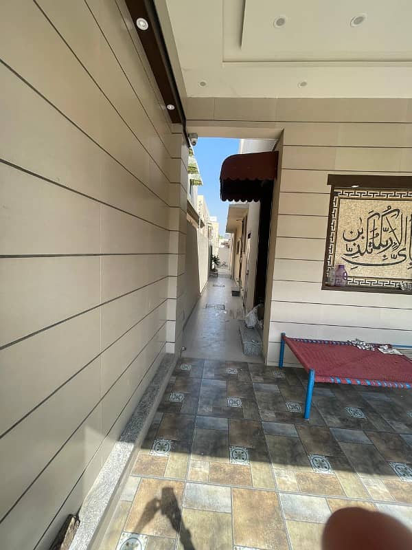 1 KANAL LUXURY HOUSE AVAILABLE FOR SALE IN WAPDA TOWN PHASE 1 BLOCK K1 29