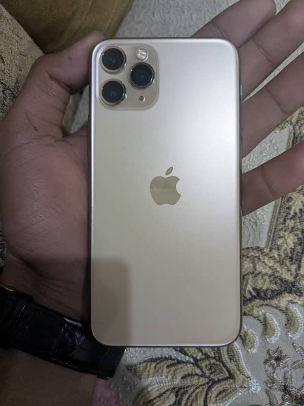 iPhone 11pro 4