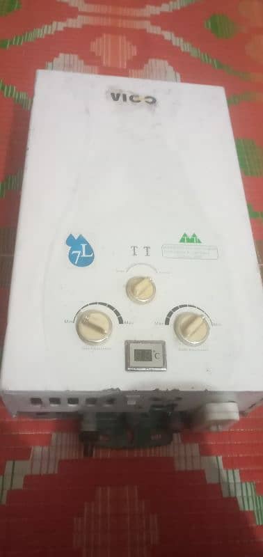 06 volt DC gyser for sale at reasonable price and working condition. 3